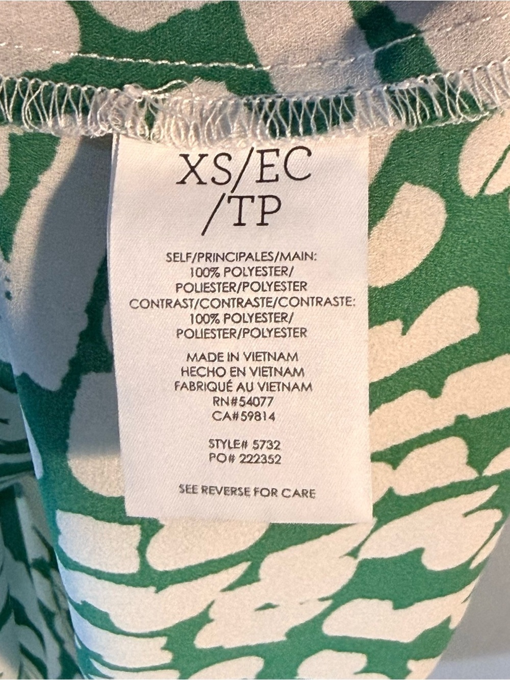 Cabi Layered Abstract Print Sleeveless Blouse XS Green Black - Picture 7 of 7